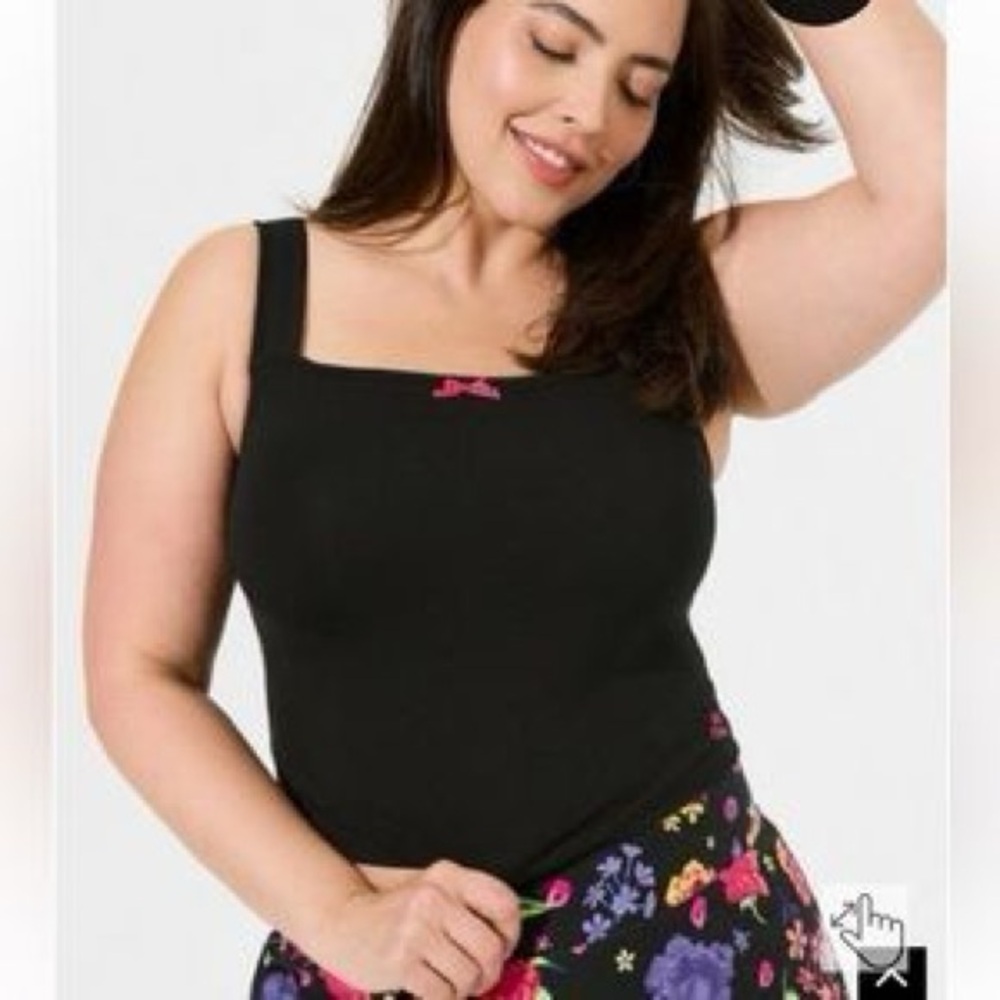 Torrid x Betsey Johnson Limited Edition Pink Bow Foxy Crop Tank Plus Size 4X